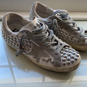 Golden Goose sold out sneakers